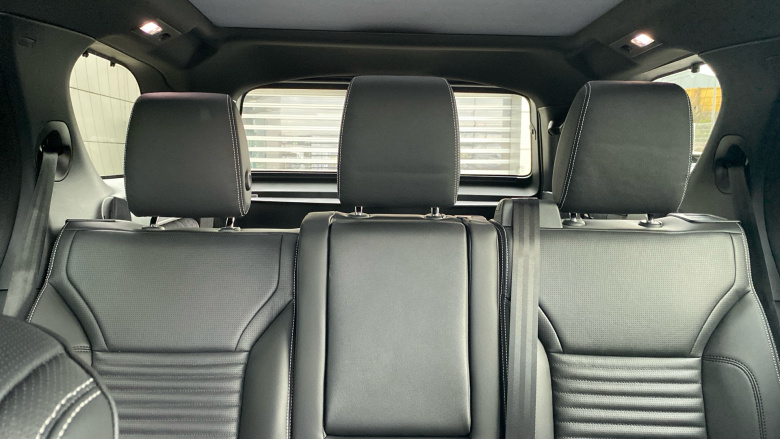 Land Rover Discovery 3.0 D350 Dynamic SE 5dr Auto Diesel Station Wagon